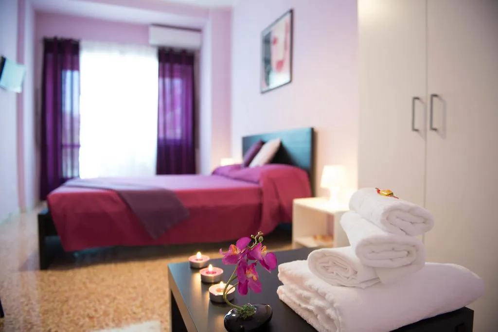 Authentic Sweet Home Roma Bed & Breakfast