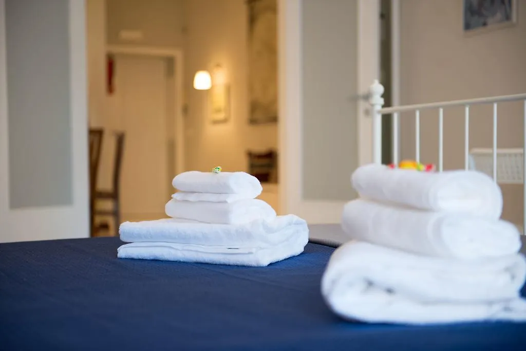 Bed & Breakfast Authentic Sweet Home Roma
